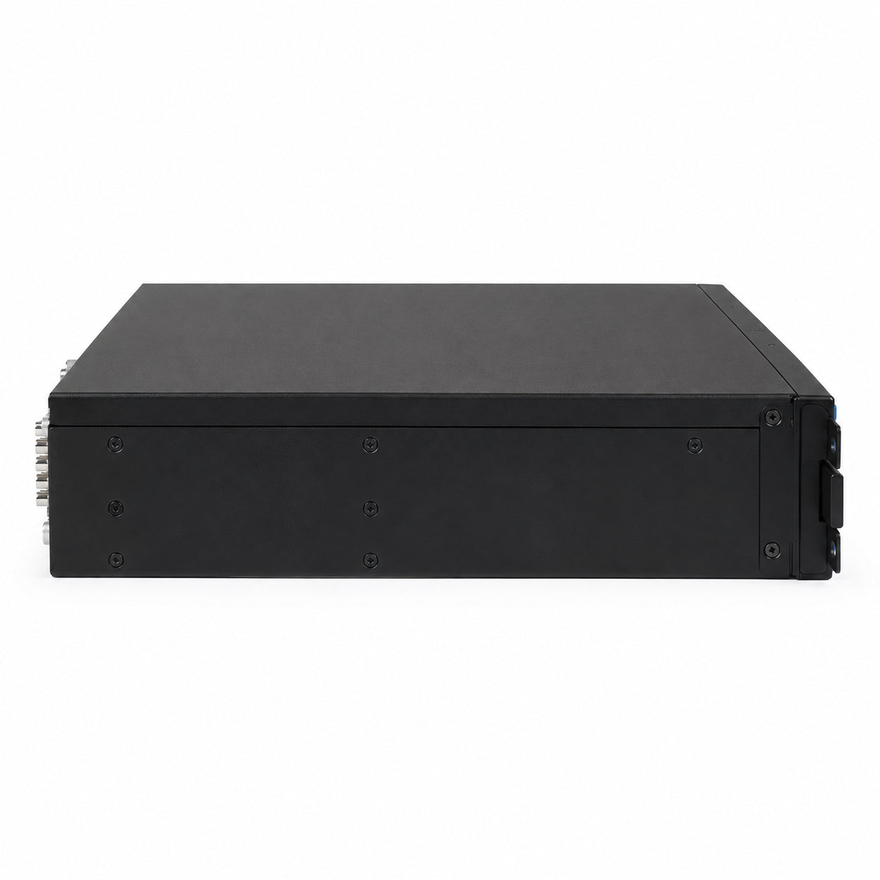 Anixter IP04-12T-R2AL IP 2U recorder with 4 IP cameras licenses (64 max)
